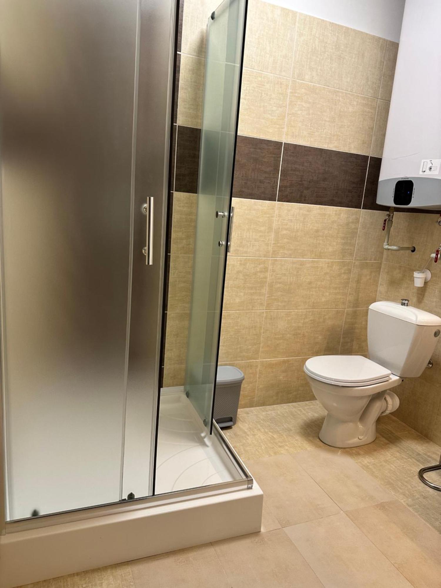 Studia Maxim Apartment Frydek-Mistek Bagian luar foto